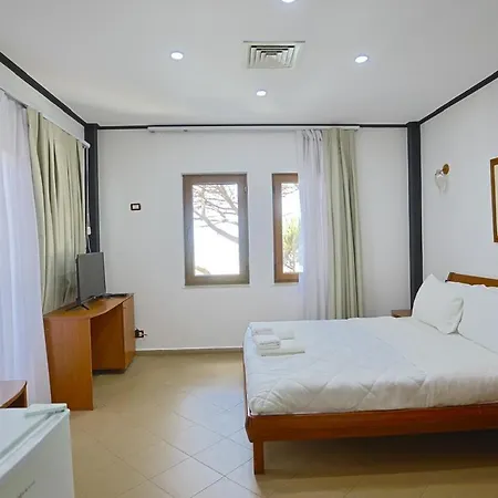 Hotell Kastrati Golem (Tirana)