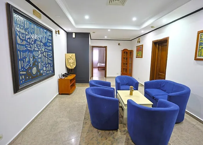 Kastrati Отель Голем