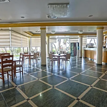 Kastrati 4* Golem (Tirana)