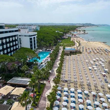 Kastrati Hotel Golem (Tirana)